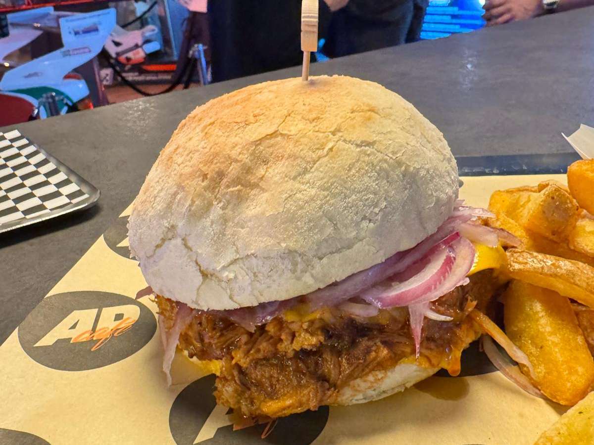 Chevrolet Pulled Pork aus dem AP Café INDOOR-RACING in Aadorf