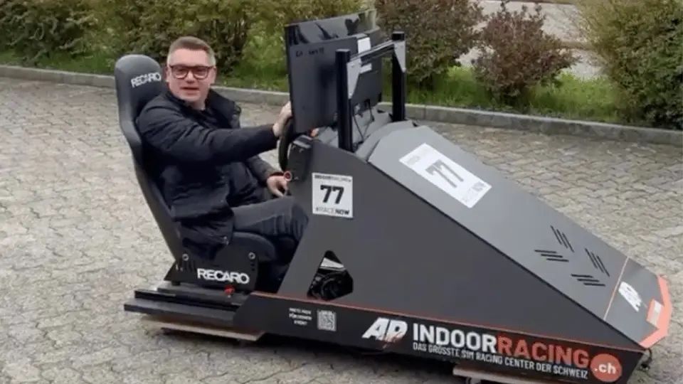 Rennsimulator an der Büroeinweihung von RODUNERCOM in Aadorf