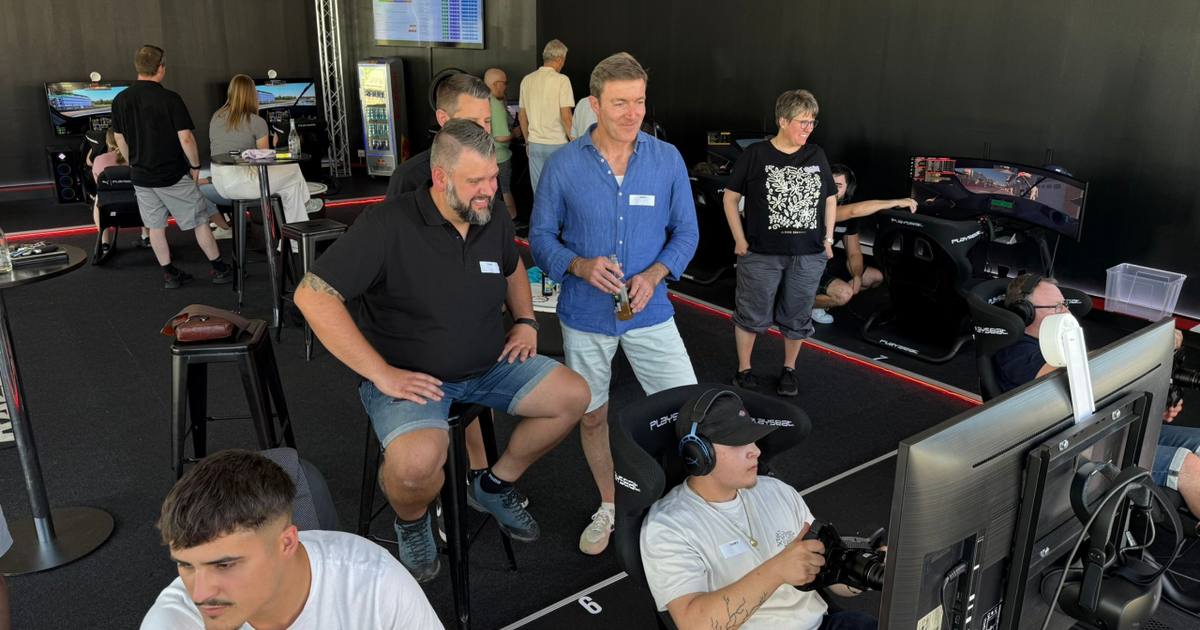 AP Café Indoor-Racing