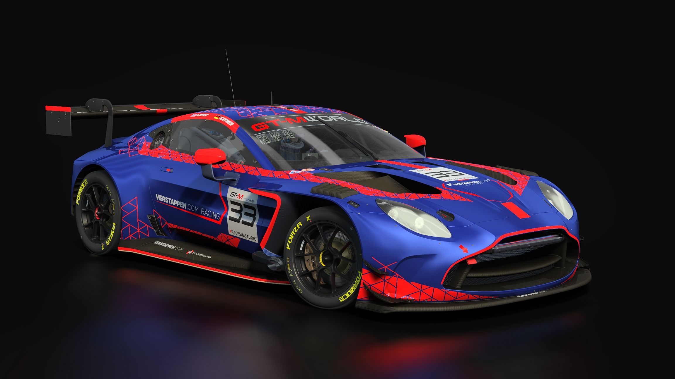 Aston Martin Vantage V8